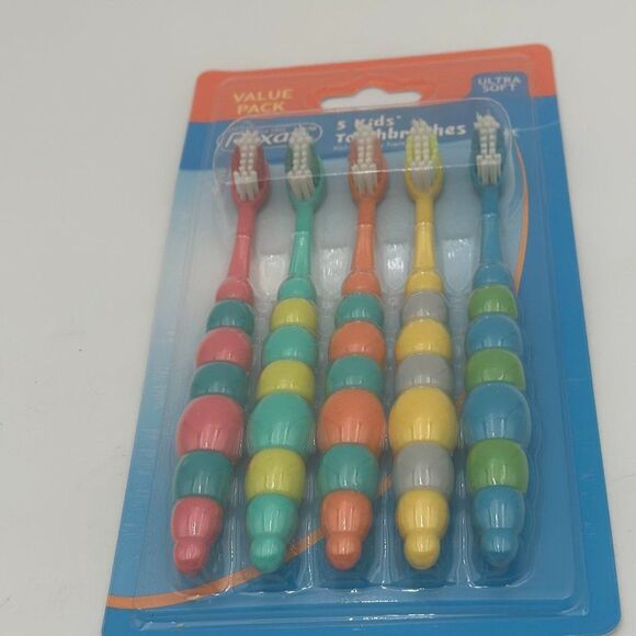 Rexall Kids 5 Piece multi color ultra soft toothbrushes with kid friendly color - Picture 1 of 4